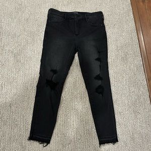 Simone High Rise Ankle Jeans